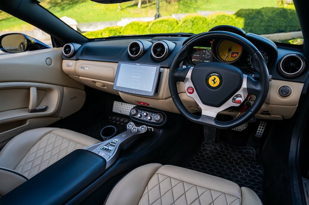 Ferrari California Convertible 4.3 12 Stamp Ferrari History - Fresh S Red #42