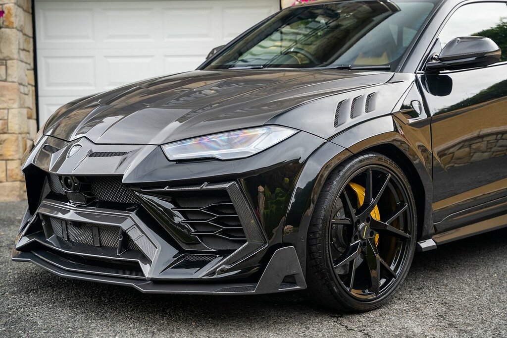 Lamborghini Urus -- #42