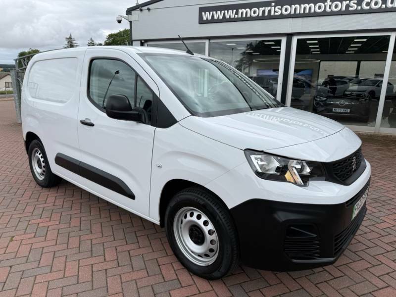 Peugeot E-Partner 100Kw 50Kwh Professional Premium White #2