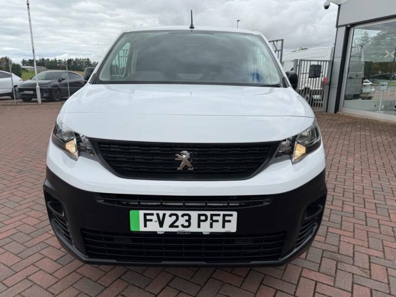 Peugeot E-Partner 100Kw 50Kwh Professional Premium White #3
