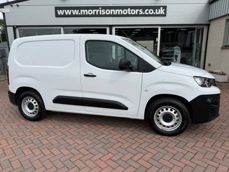 Peugeot E-Partner 100Kw 50Kwh Professional Premium White