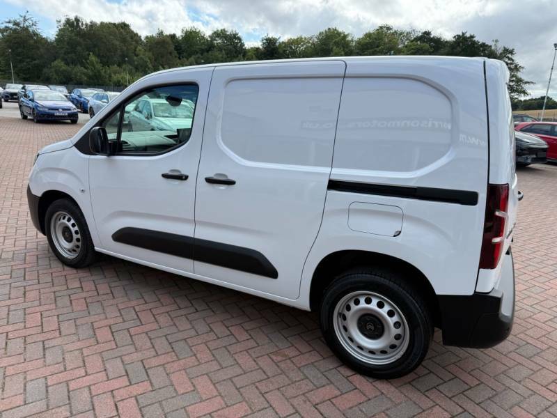 Citroen Berlingo 1.5 Bluehdi 100 Enterprise White #6