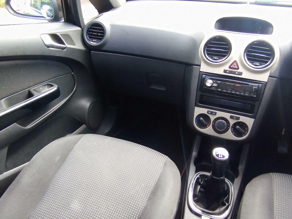 Vauxhall Corsa Vauxhall Corsa 1.4I 16V Sxi Hatchback Black #12