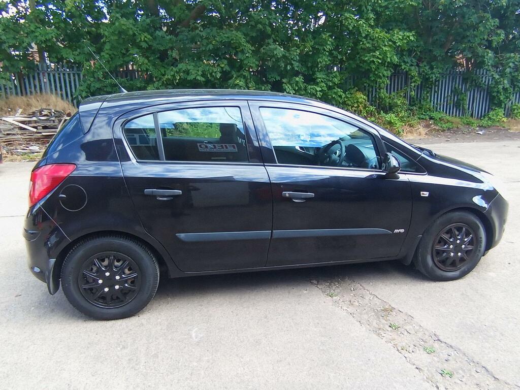 Vauxhall Corsa Vauxhall Corsa 1.4I 16V Sxi Hatchback Black #8
