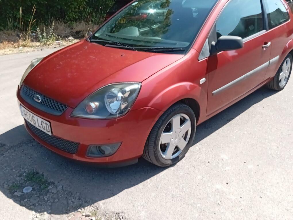 Ford Fiesta 1.25 Zetec Climate Red #3