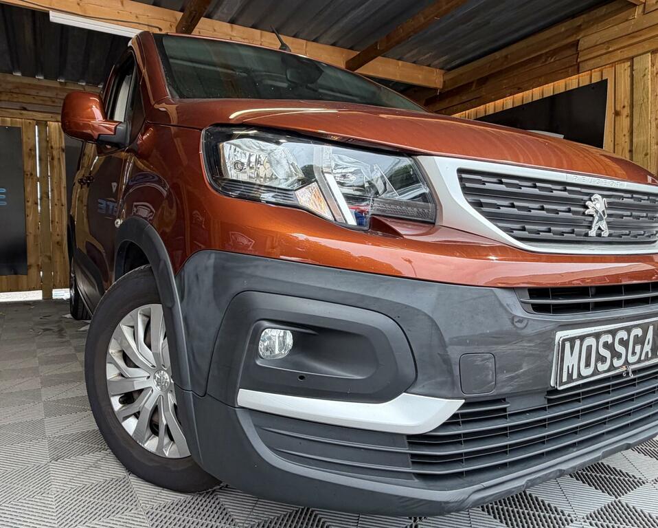 Peugeot Rifter 1.5 Bluehdi Active Standard Mpv Eat Euro 6 Ss 5 Brown #2