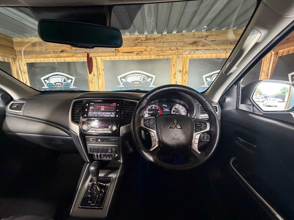 Mitsubishi L200 2.4 Di-d Dc Barbarian 4Wd Euro 6 Green #18