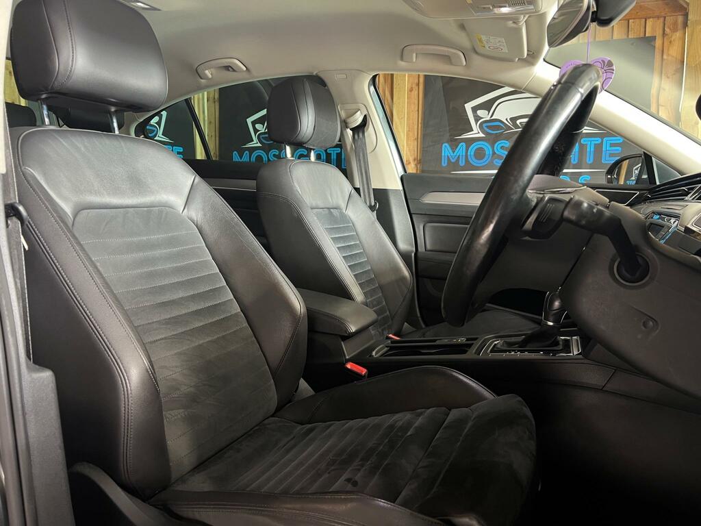 Volkswagen Passat 2.0 Tdi Bluemotion Tech Se Business Estate Die Black #13