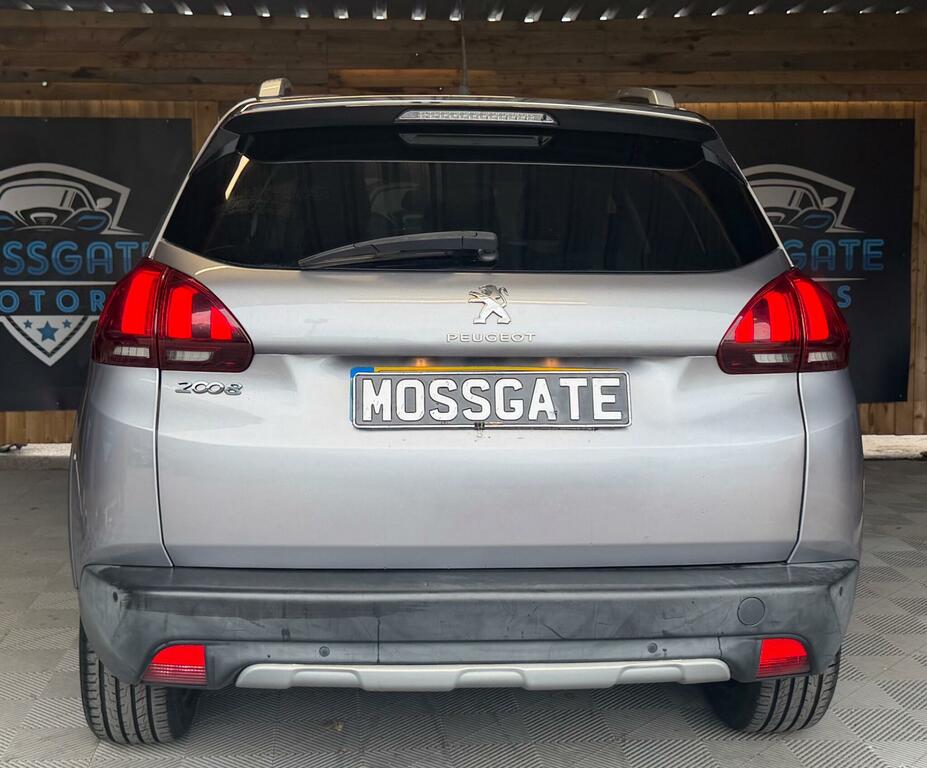 Peugeot 2008 Peugeot Estate 1.5 Bluehdi 100 Allure Premi Green #7