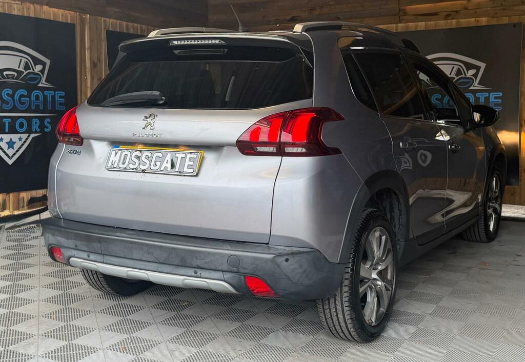 Peugeot 2008 Peugeot Estate 1.5 Bluehdi 100 Allure Premi Green #8