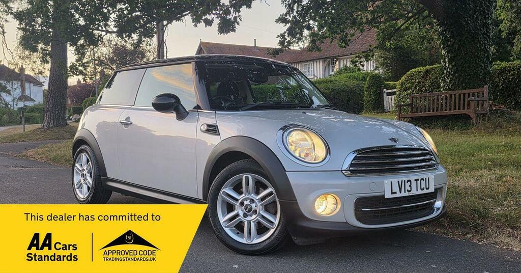 Mini Hatch 1.6 Cooper Euro 5 Ss 201313 Silver