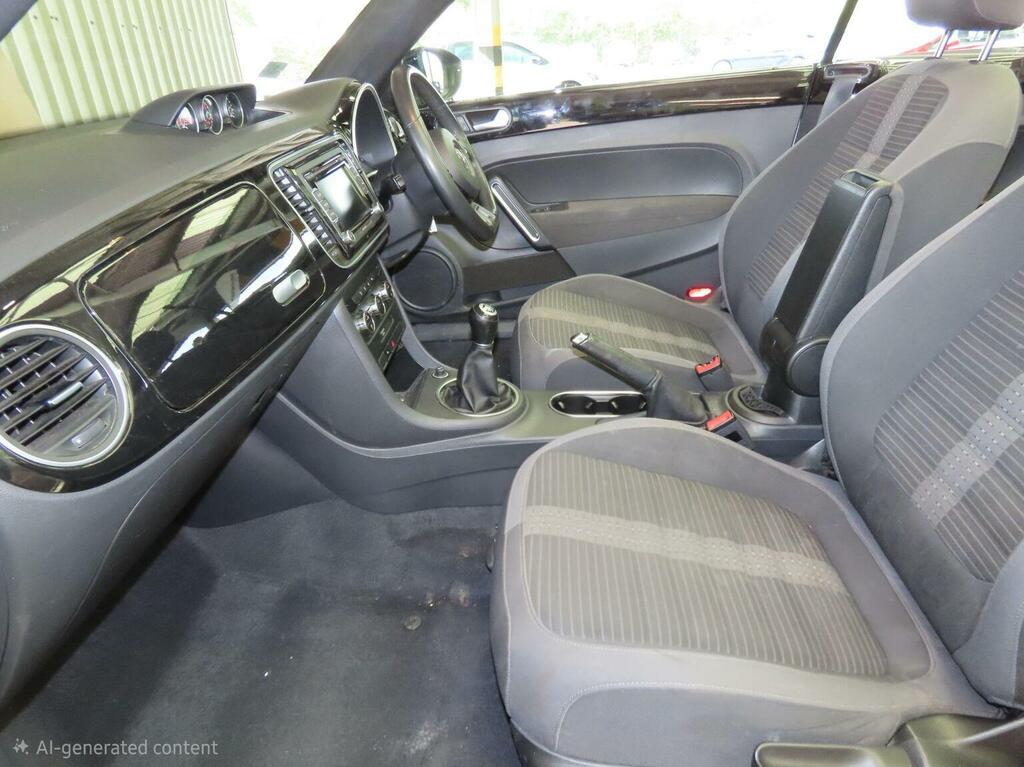 Volkswagen Beetle 2003 Volkswagen Beetle 1.6 115,000 Miles Roof No Black #9