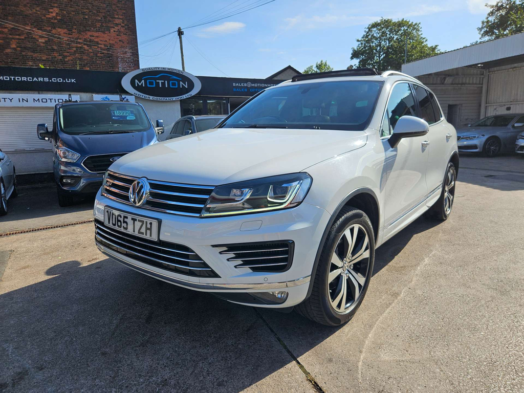 Volkswagen Touareg V6 R-line Tdi Bluemotion Technology 4Wd 