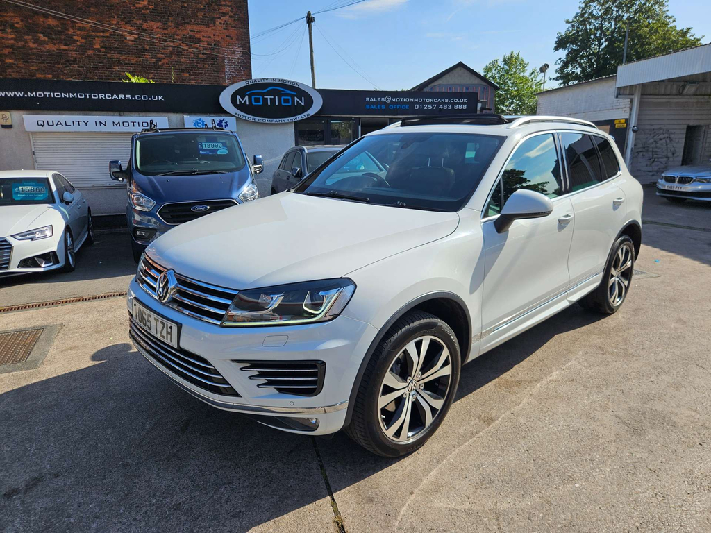 Volkswagen Touareg V6 R-line Tdi Bluemotion Technology 4Wd  #6