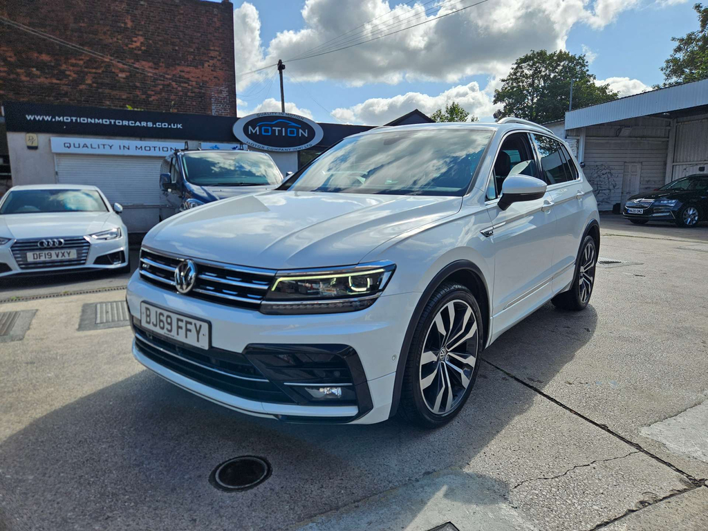 Volkswagen Tiguan R-line Tech Tdi BJ69FFY #3
