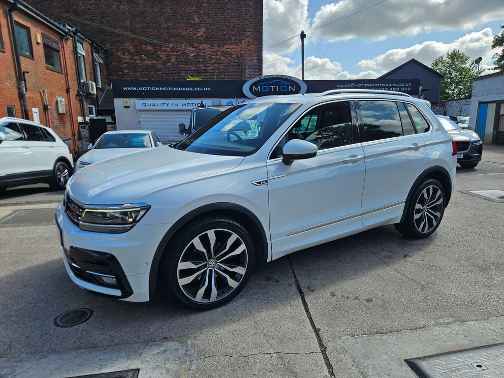 Volkswagen Tiguan R-line Tech Tdi BJ69FFY #6