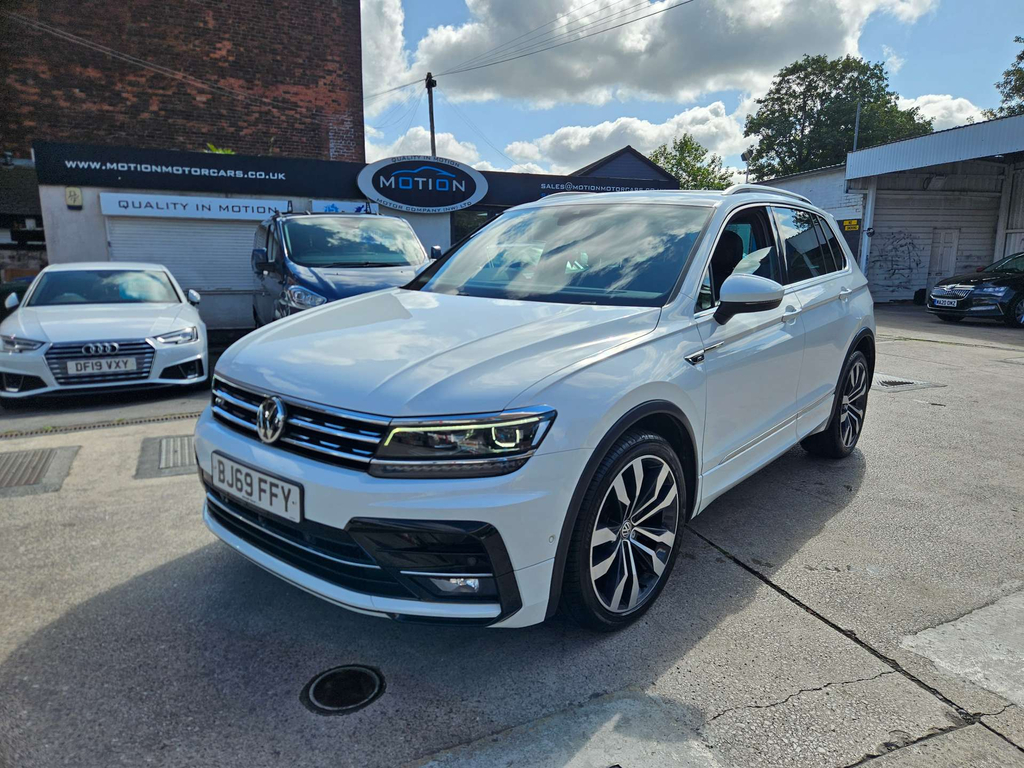 Volkswagen Tiguan R-line Tech Tdi BJ69FFY #2