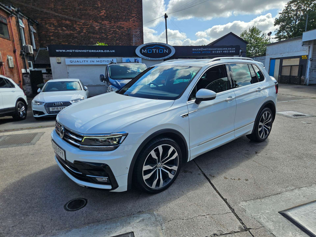Volkswagen Tiguan R-line Tech Tdi BJ69FFY #4