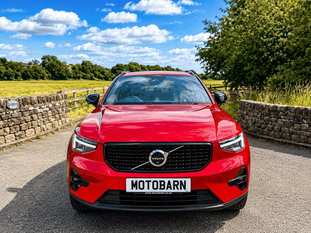 Volvo XC40 1.5H T4 Recharge 10.7Kwh Plus Euro 6 Ss DA23MUC Red #2