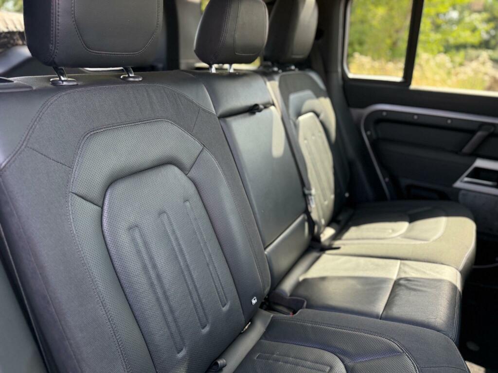 Land Rover Defender 110 Suv 2.0 Sd4 Hse 4Wd Euro 6 Ss 202070 Black #20