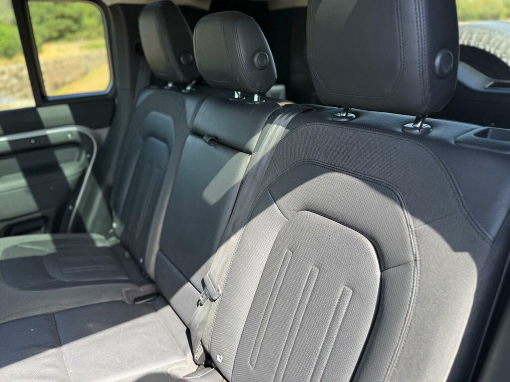 Land Rover Defender 110 Suv 2.0 Sd4 Hse 4Wd Euro 6 Ss 202070 Black #24