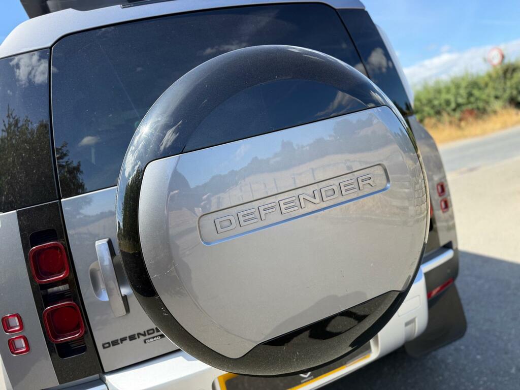 Land Rover Defender 110 Suv 2.0 Sd4 Hse 4Wd Euro 6 Ss 202070 Black #55