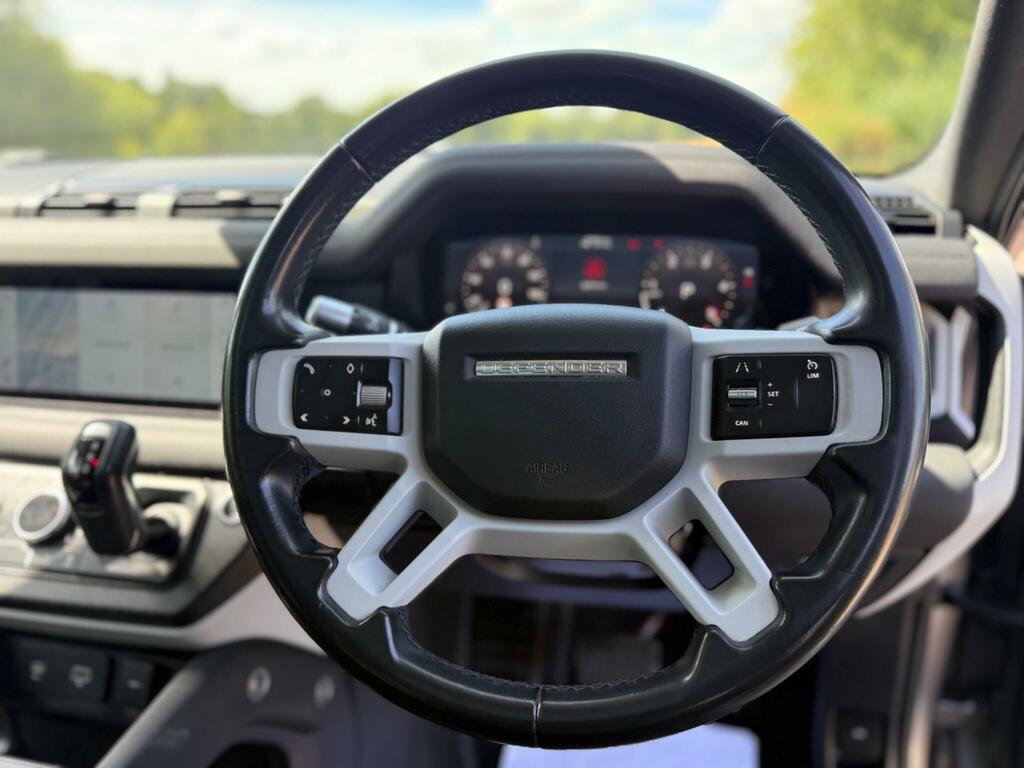 Land Rover Defender 110 Suv 2.0 Sd4 Hse 4Wd Euro 6 Ss 202070 Black #37