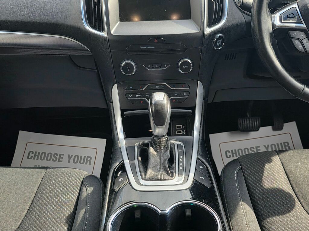 Ford Edge 2.0 Tdci Titanium Suv Powershift Awd Eu YD18OXV Black #3