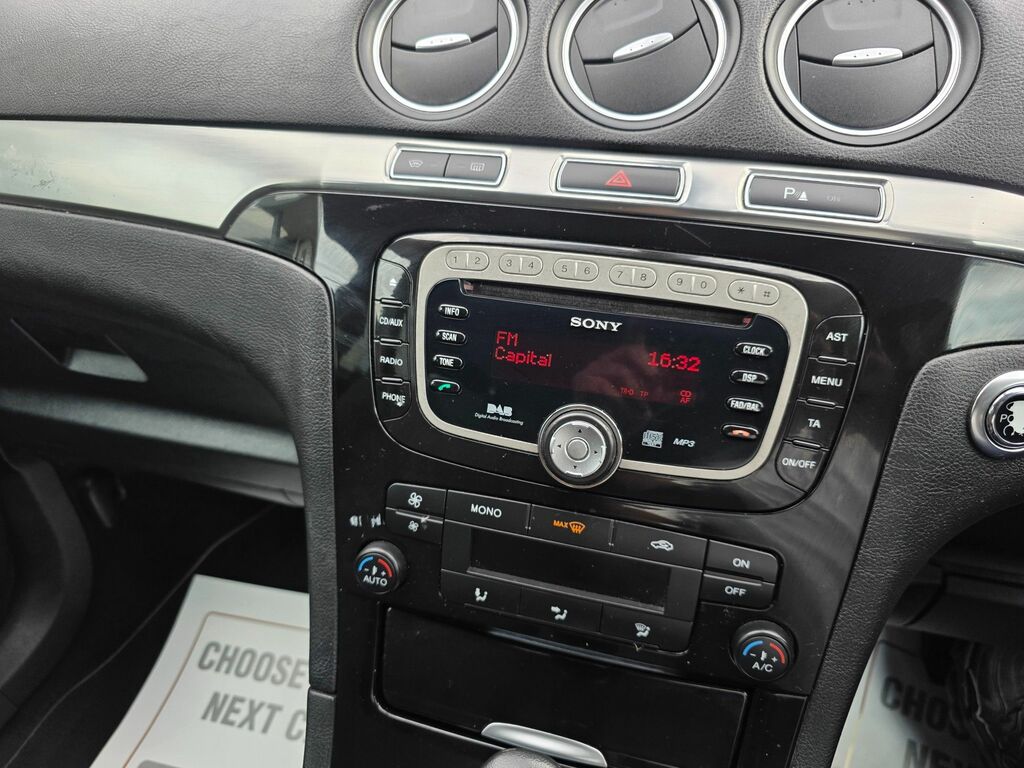 Ford S-Max 2.0 Tdci Titanium Mpv Powershift Euro 5 BD14HDC Black #3