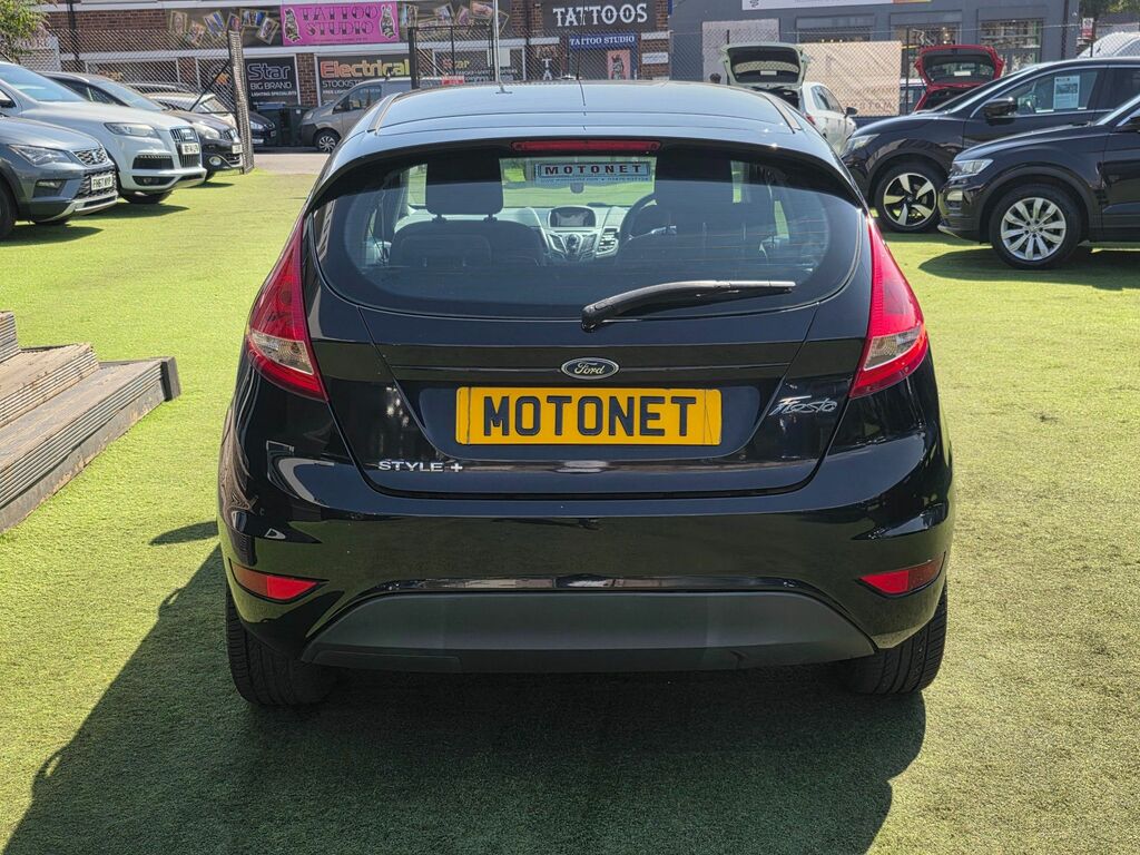 Ford Fiesta 1.25 Style Hatchback 133 G Km Black #6