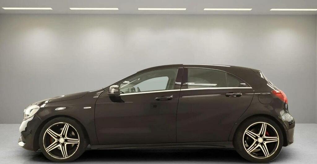 Mercedes-Benz A Class 2.0 A250 Amg Premium 7G-dct Euro 6 Ss Black #4