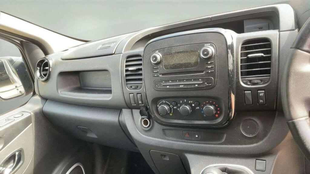 Vauxhall Vivaro 1.6 Cdti 2700 Sportive L1 H1 Euro 6 Silver #6