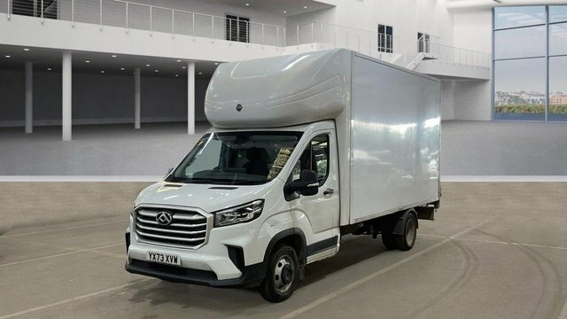 Maxus Deliver 9 Manual White