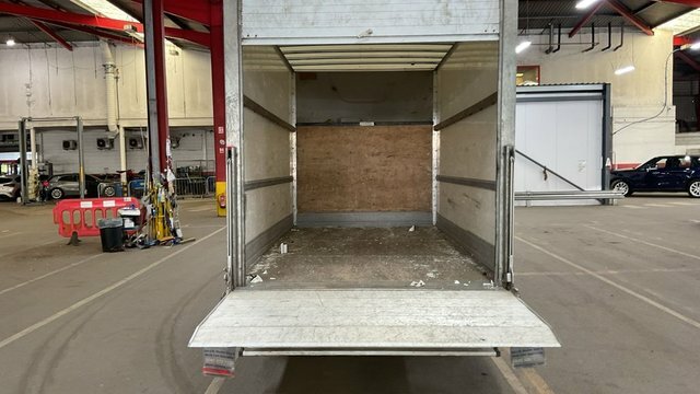 Maxus Deliver 9 Manual White #3