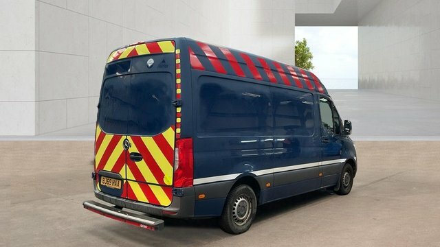 Mercedes-Benz Sprinter Manual Blue #5