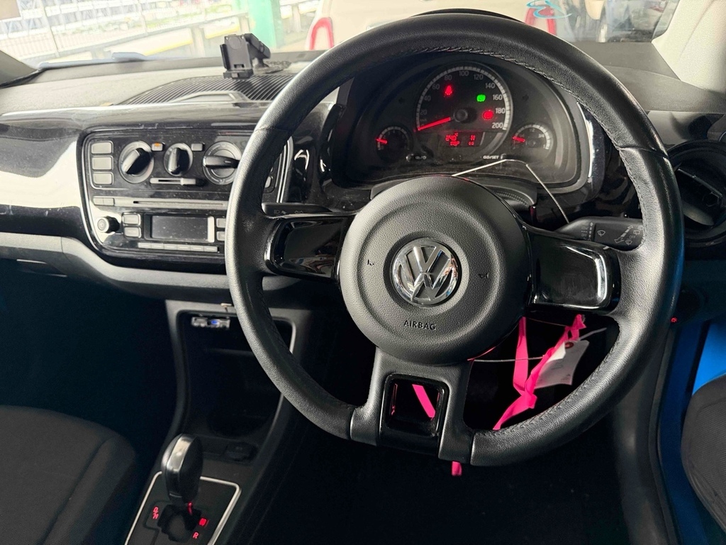Volkswagen Up Move Up #2