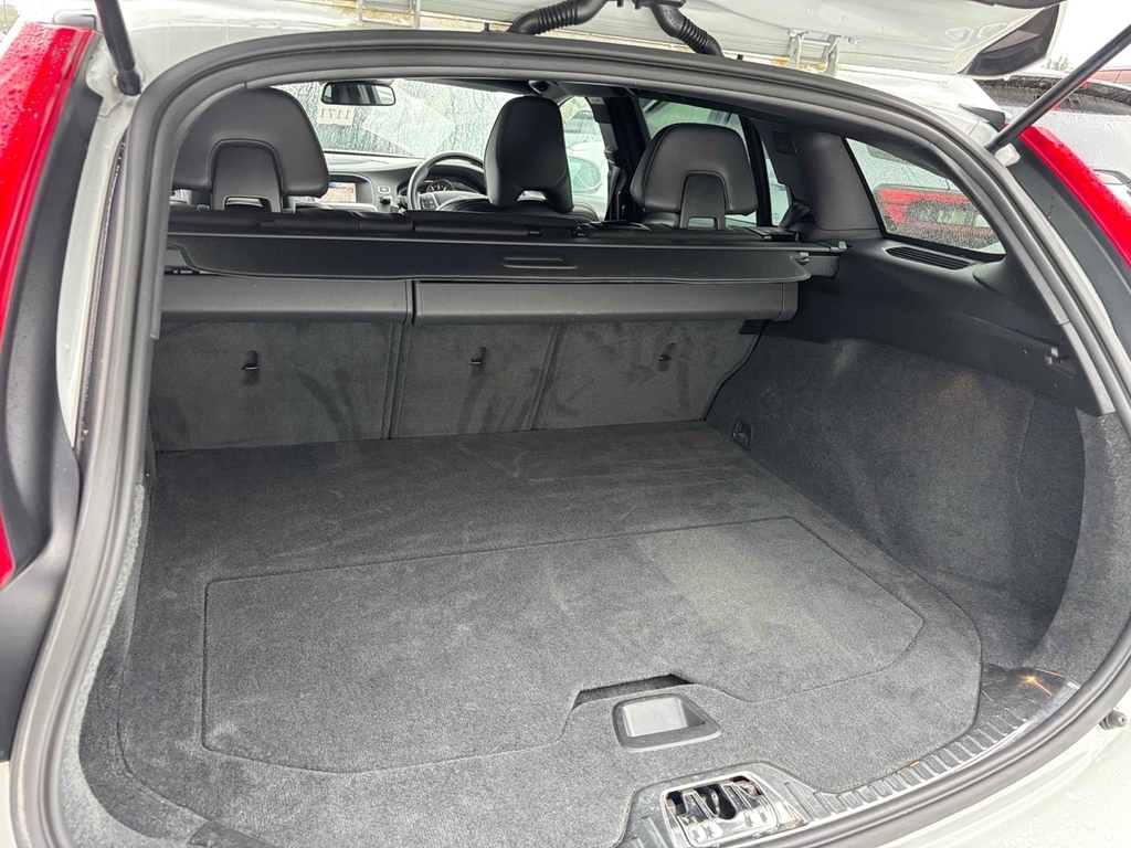 Volvo V60 2.0 D4 R-design Lux Nav Euro 6 Ss Black #10