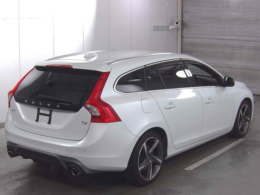 Volvo V60 T4 R-design #3