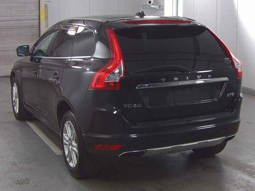 Volvo XC60 T5 Se #4