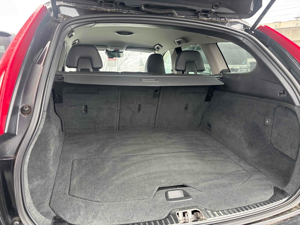 Volvo XC60 T5 Se #6