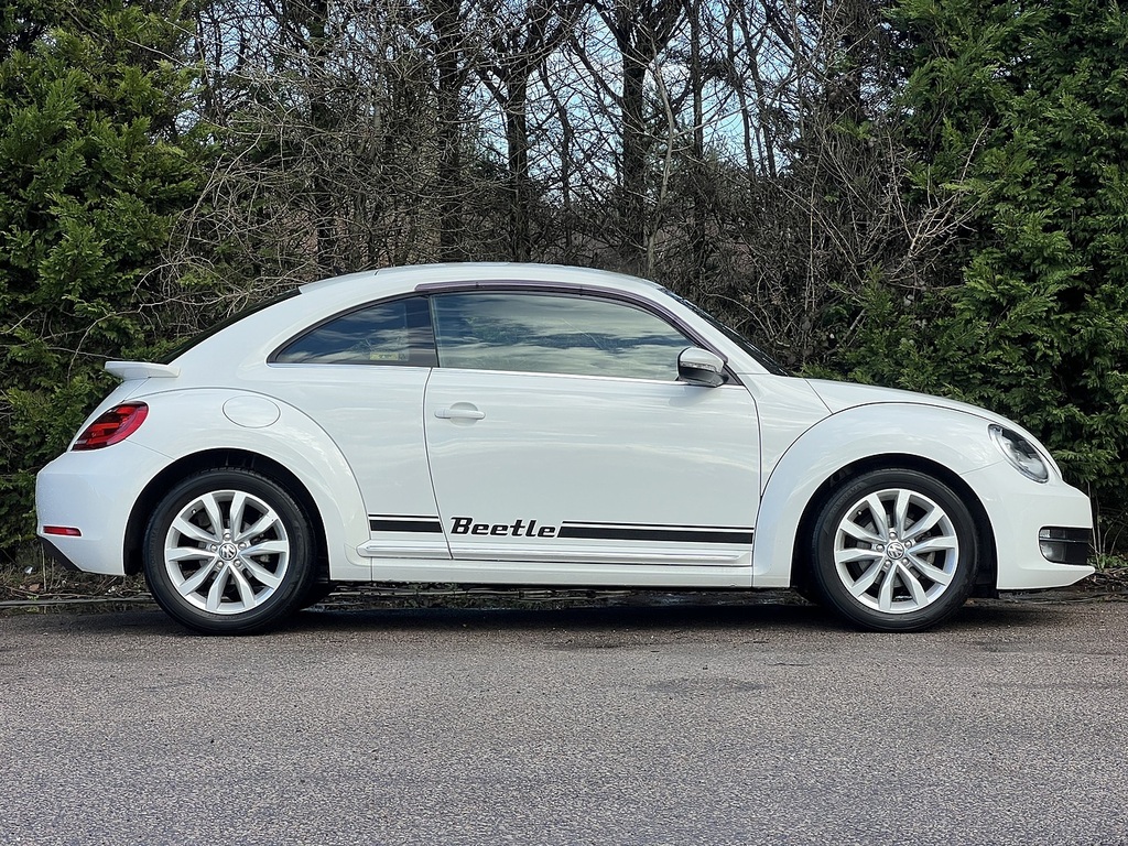 Volkswagen Beetle 2013 2.0 Sport Tdi 139 Bhp Blue #7
