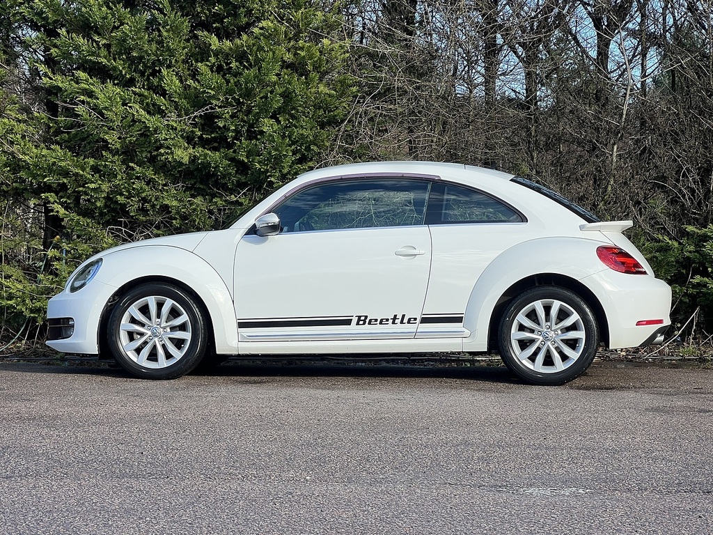 Volkswagen Beetle Design Tsi Bluemotion Technology Dsg #5