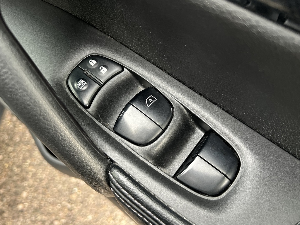 Nissan X-Trail 1.6 Dci Black #13