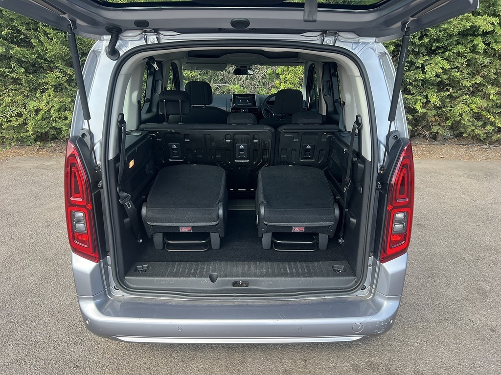 Vauxhall Combo Life 1.5 Turbo D 130 Elite 7 Seat Black #11