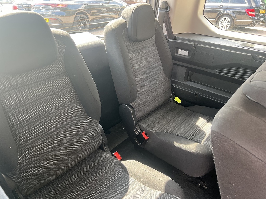 Vauxhall Combo Life 1.5 Turbo D 130 Elite 7 Seat Black #19