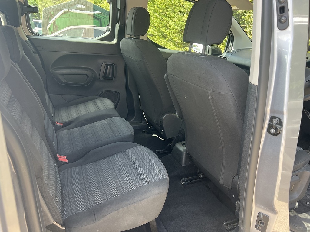 Vauxhall Combo Life 1.5 Turbo D 130 Elite 7 Seat Black #17