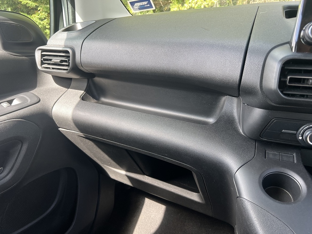 Vauxhall Combo Life 1.5 Turbo D 130 Elite 7 Seat Black #32
