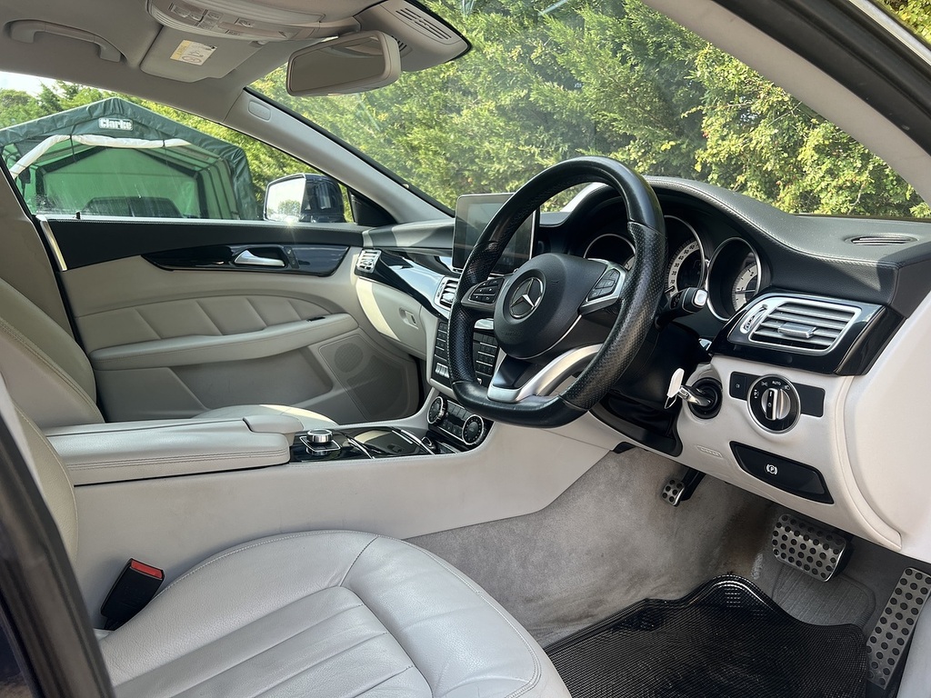 Mercedes-Benz CLS Cls 400 D 4Matic Amg Line Premium Plus Grey #16