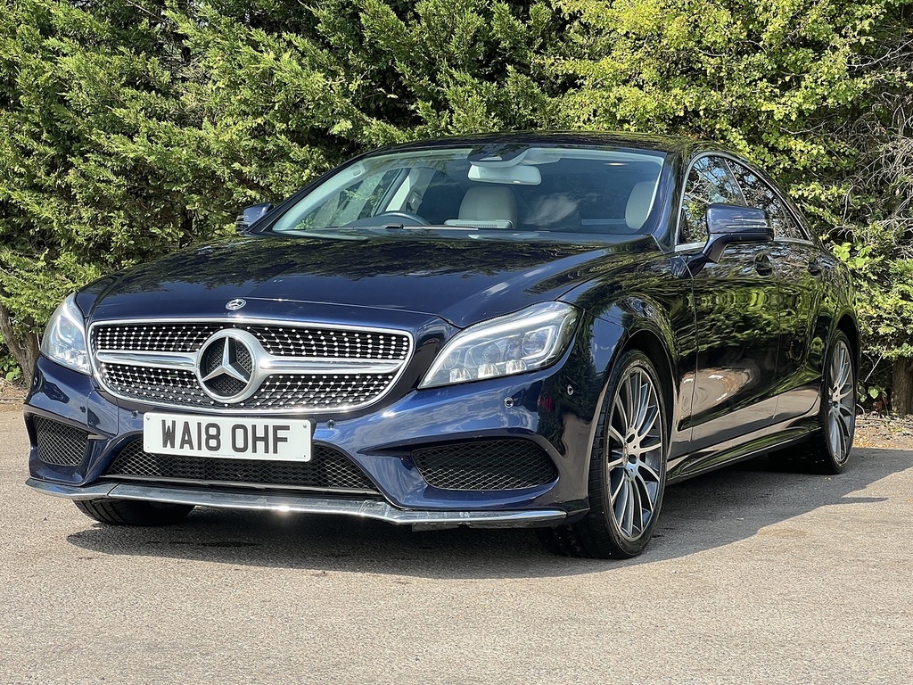 Mercedes-Benz CLS Cls220d Amg Line Blue #3
