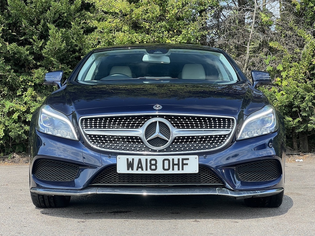 Mercedes-Benz CLS Cls220d Amg Line Blue #4